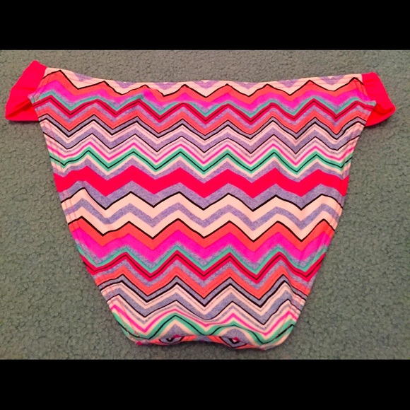 So Aztec Print Bikini Bottoms - Picture 2 of 3